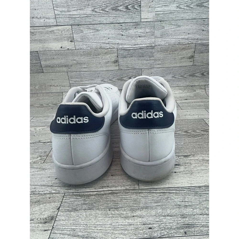 Adidas Mens Advantage Clean White Blue Sneakers Comfort CloudFoam Size US 10‎